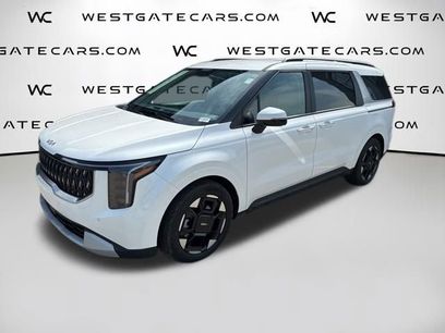 Used 2025 Kia Carnival EX