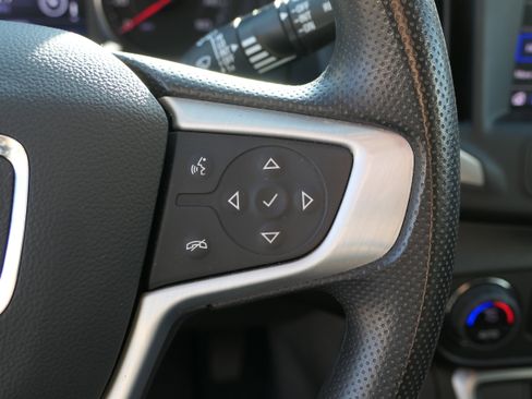 Used 2022 GMC Terrain SLE w/ Driver Convenience Package image 14