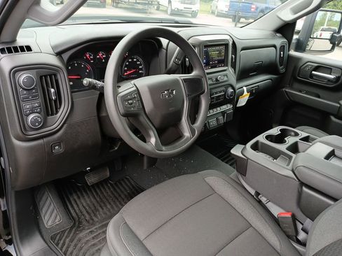 New 2025 Chevrolet Silverado 2500 Custom w/ Custom Value Package image 10