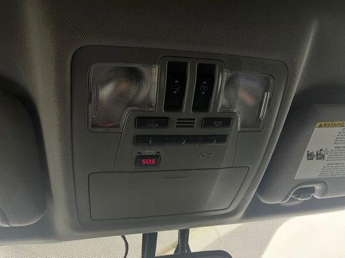 Used 2015 Toyota Highlander Limited Platinum image 75