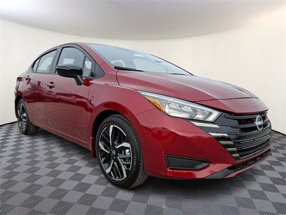 New 2025 Nissan Versa SR w/ Trunk Package