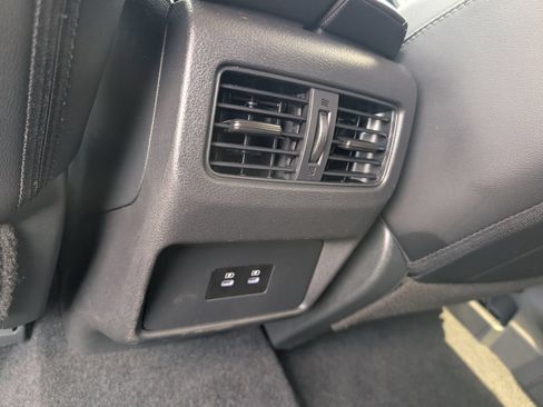 Used 2026 Nissan Rogue SL AWD/4WD image 31