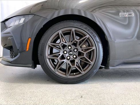 Used 2024 Ford Mustang GT Premium w/ GT Performance Package RWD image 6