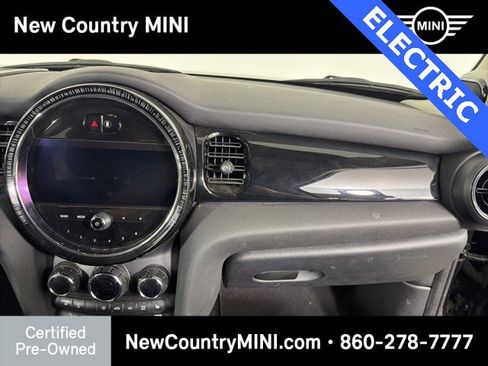 Certified 2023 MINI Cooper SE image 29
