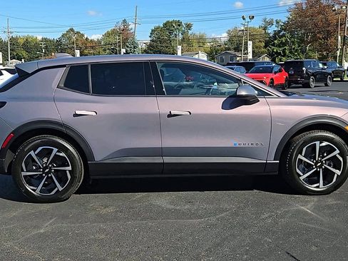 New 2026 Chevrolet Equinox EV LT image 5