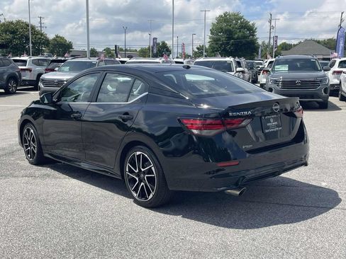 Used 2025 Nissan Sentra SR FWD image 4