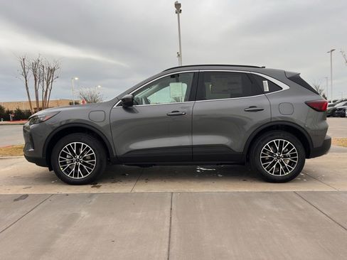 New 2026 Ford Escape SE w/ PHEV Premium Package image 47