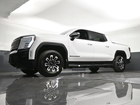 Used 2026 GMC Sierra EV Elevation AWD/4WD image 23