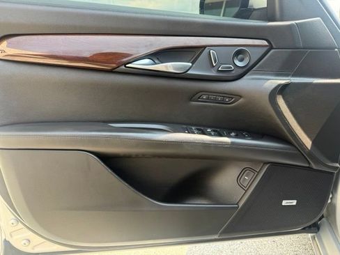 Used 2018 Cadillac CT6 3.6 AWD image 12