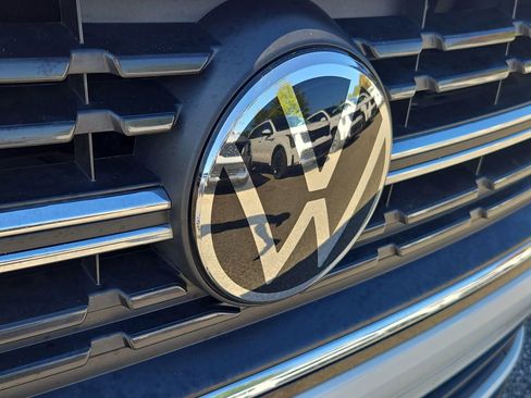 Used 2024 Volkswagen Jetta S image 4