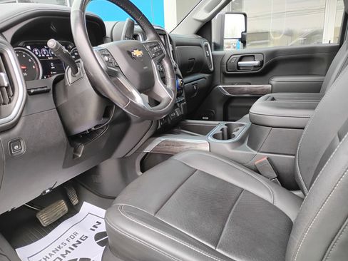 Used 2021 Chevrolet Silverado 3500 LTZ w/ LTZ Plus Package image 11
