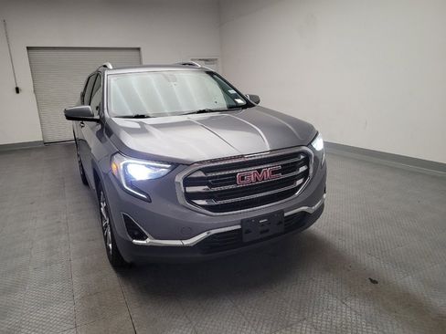 Used 2019 GMC Terrain SLT w/ Preferred Package FWD image 14