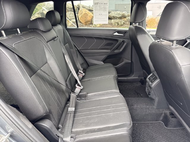 Certified 2024 Volkswagen Tiguan SE R-Line AWD/4WD image 14