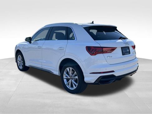 Used 2022 Audi Q3 2.0T Premium image 3