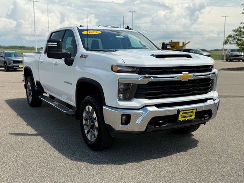 Used 2025 Chevrolet Silverado 3500 LT w/ All Star Edition AWD/4WD image 4