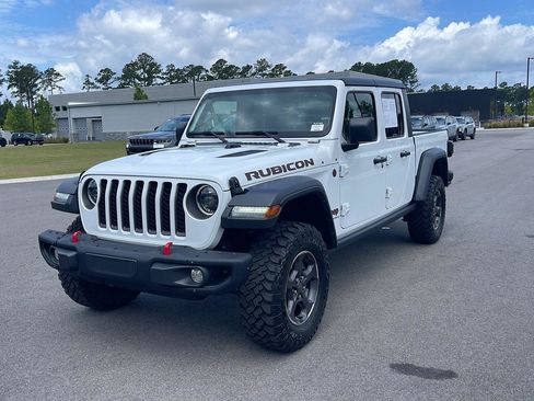 Used 2023 Jeep Gladiator Rubicon w/ LED Lighting Group AWD/4WD image 3