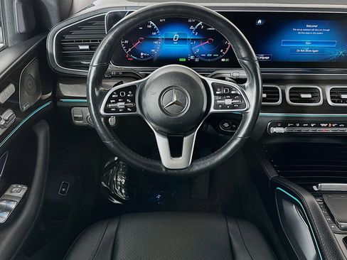Used 2023 Mercedes-Benz GLS 450 4MATIC image 5