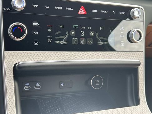 New 2026 Genesis GV80 3.5T Advanced image 30