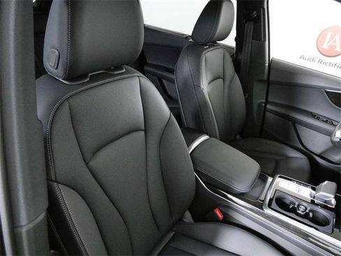 Used 2025 Audi Q7 3.0T Premium Plus w/ Premium Plus Package image 12