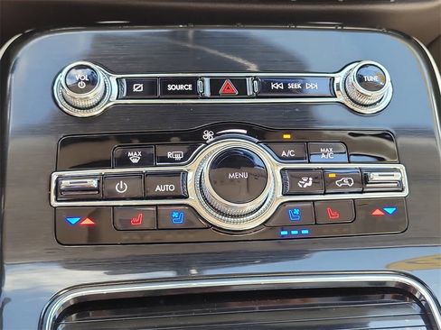 Certified 2022 Lincoln Nautilus Black Label image 26