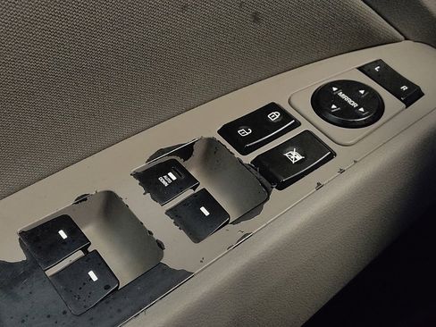 Used 2019 Hyundai Elantra SEL FWD image 27