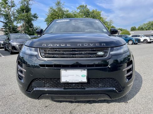 Certified 2025 Land Rover Range Rover Evoque Dynamic SE AWD/4WD image 2