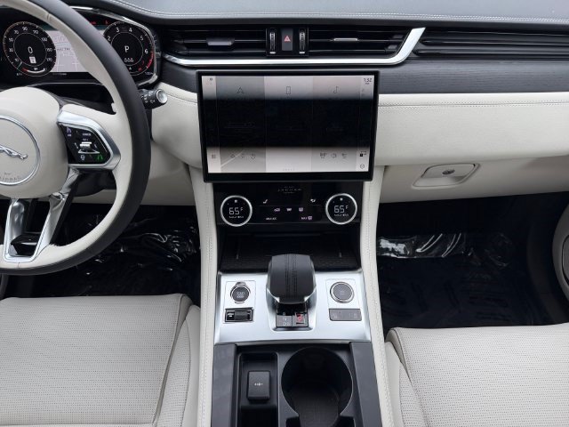 New 2026 Jaguar F-PACE R-Dynamic S AWD/4WD image 13