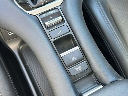 Used 2025 Honda HR-V EX-L image 20