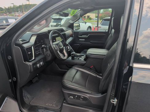 Used 2024 GMC Sierra 1500 Denali w/ Denali Reserve Package AWD/4WD image 8