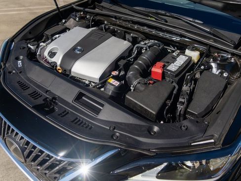 New 2025 Lexus ES 350 w/ Premium Package image 4