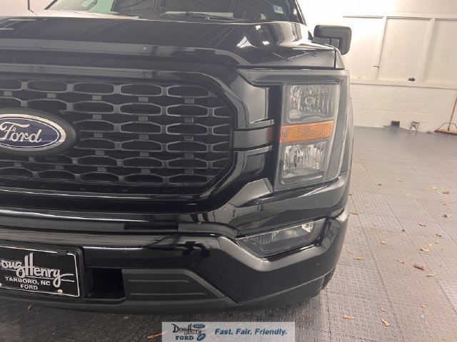Used 2023 Ford F150 XL w/ STX Appearance Package RWD image 9