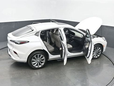 Used 2024 Buick Envista Avenir image 65