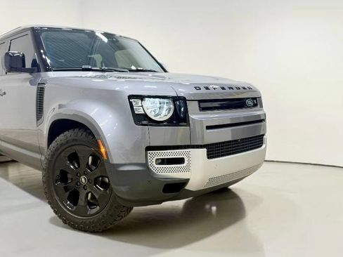 Used 2022 Land Rover Defender 110 S AWD/4WD image 6