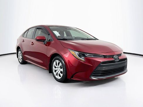 Certified 2025 Toyota Corolla LE FWD image 9
