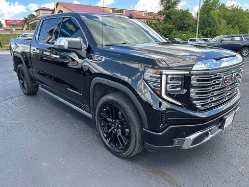 Used 2024 GMC Sierra 1500 Denali AWD/4WD image 3