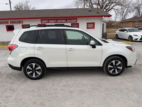 Used 2018 Subaru Forester 2.5i Premium image 2