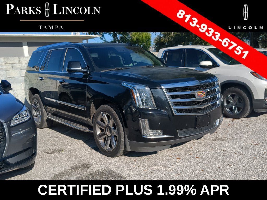 Used 2017 Cadillac Escalade Luxury AWD/4WD image 3