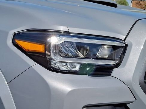 Certified 2021 Toyota Tacoma TRD Sport w/ TRD Premium Sport Package image 9