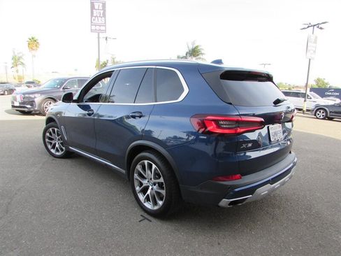 Used 2021 BMW X5 xDrive40i w/ Convenience Package AWD/4WD image 3