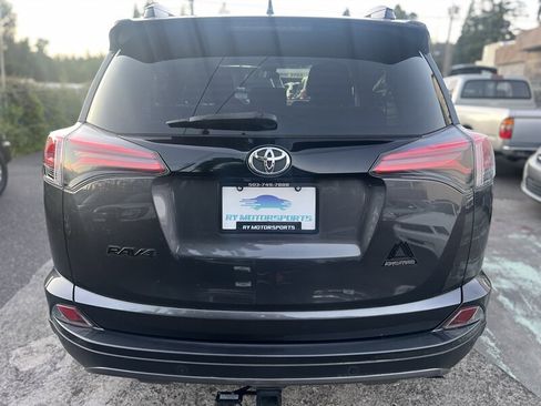 Used 2018 Toyota RAV4 Adventure AWD/4WD image 4