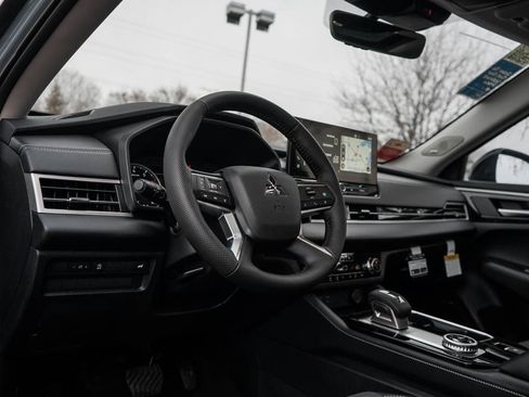 New 2026 Mitsubishi Outlander Trail Edition AWD/4WD image 19