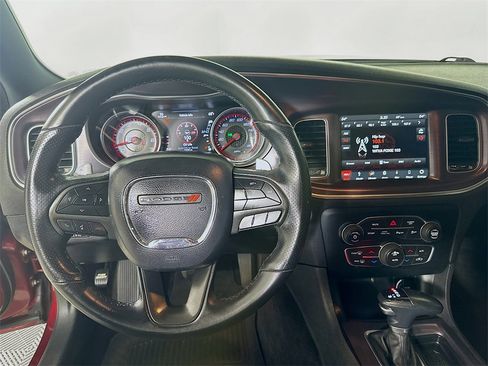 Used 2018 Dodge Charger R/T Scat Pack image 16