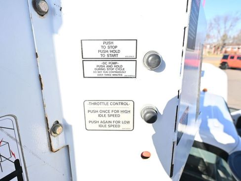 Used 2012 Ford F550 4x4 SuperCab Super Duty w/ Payload Upgrade Pkg image 66