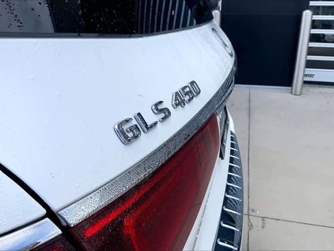 Used 2020 Mercedes-Benz GLS 450 4MATIC image 28