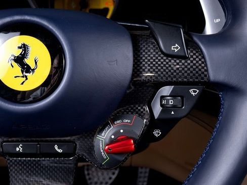 Certified 2019 Ferrari Portofino image 41