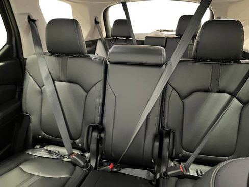 New 2025 Honda Pilot EX-L image 27