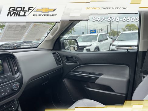 Used 2019 Chevrolet Colorado W/T w/ WT Convenience Package AWD/4WD image 23
