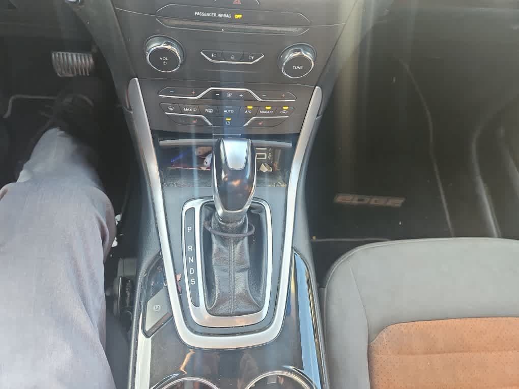 Used 2018 Ford Edge SEL w/ Equipment Group 201A FWD image 18