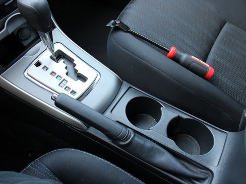 Used 2012 Toyota Corolla S image 23