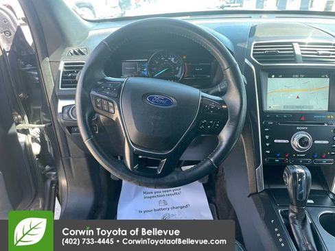 Used 2018 Ford Explorer Limited w/ Equipment Group 301A AWD/4WD image 21